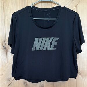 NIKE DRI-FIT Women's Black Crop Fitness Top